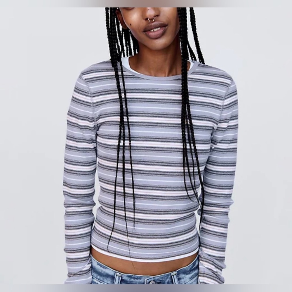 Northern Reflections. Striped Crewneck Blue and White Long Sleeve Textured Top
